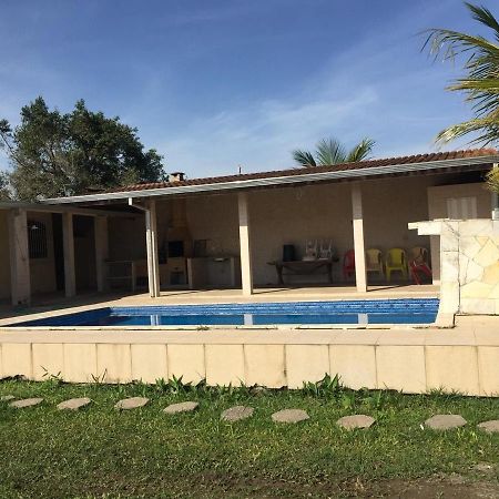 Villa Casa De Temporada Peruíbe Esterno foto